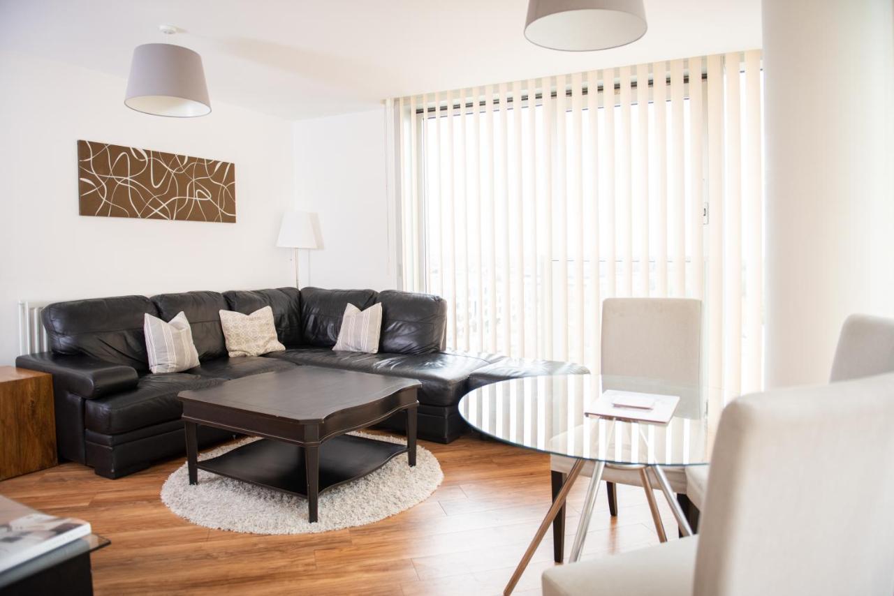 City Stay Apartments - Hub Milton Keynes Dış mekan fotoğraf