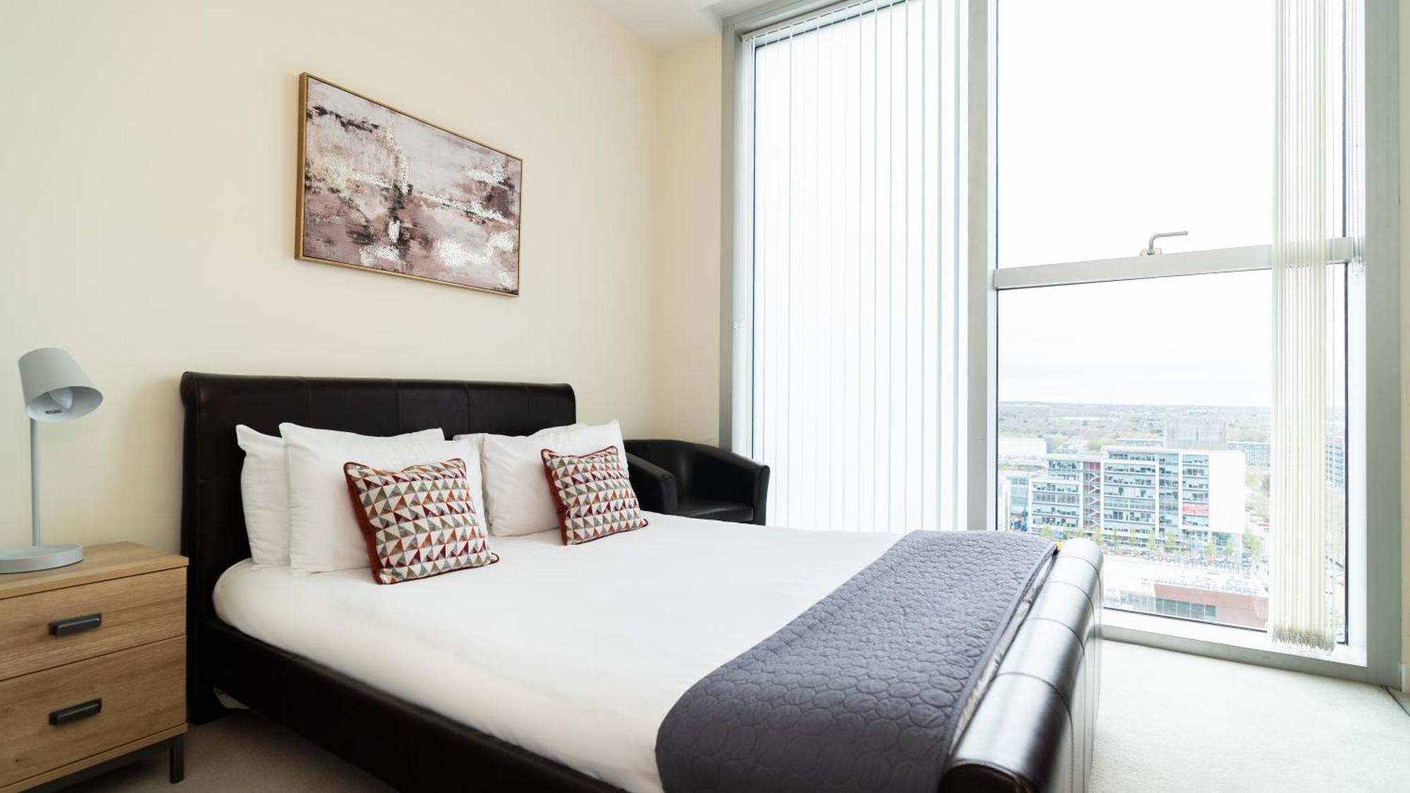 City Stay Apartments - Hub Milton Keynes Dış mekan fotoğraf